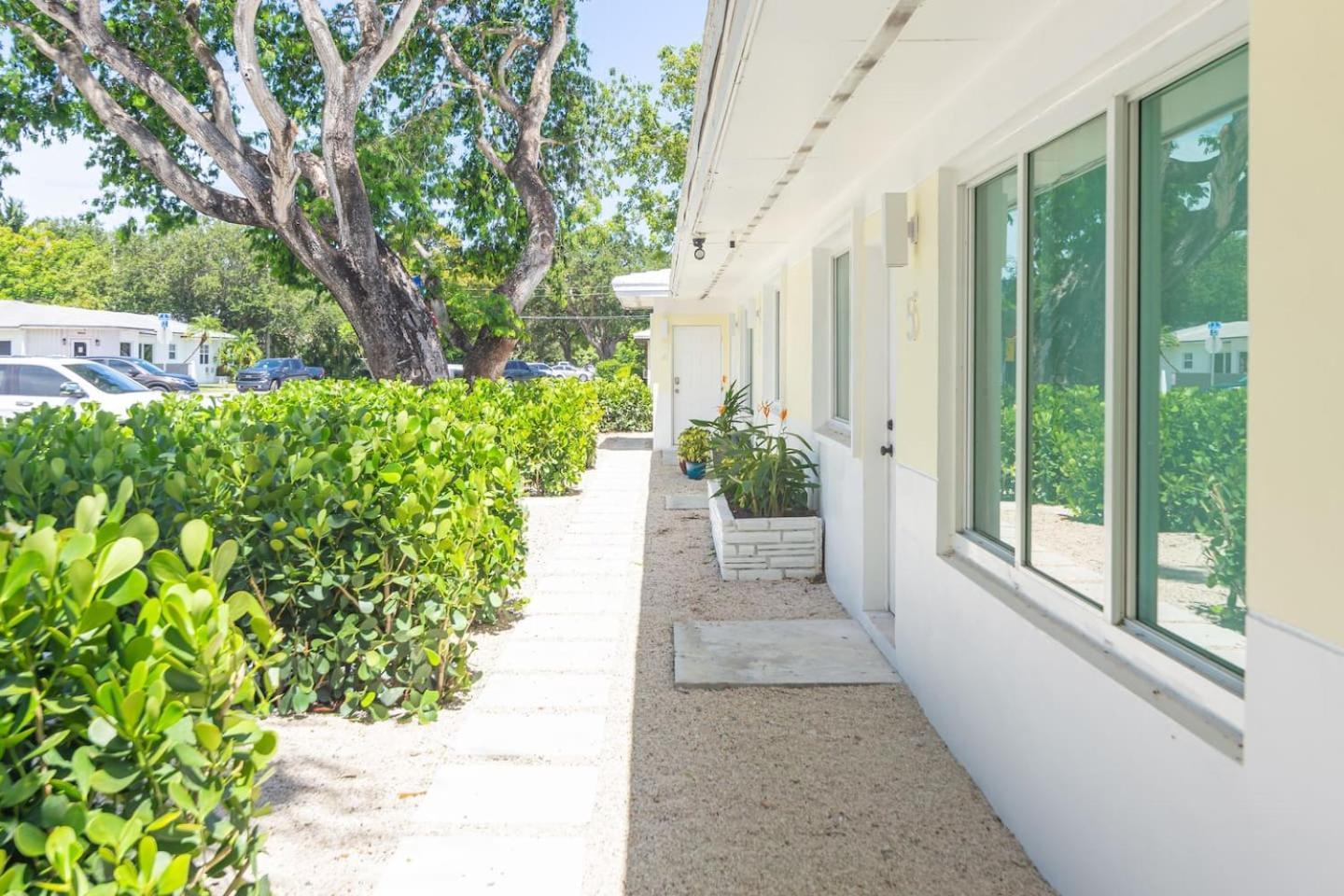 Newly Renovated Stylish Studio In El Portal #2 Miami Exterior foto